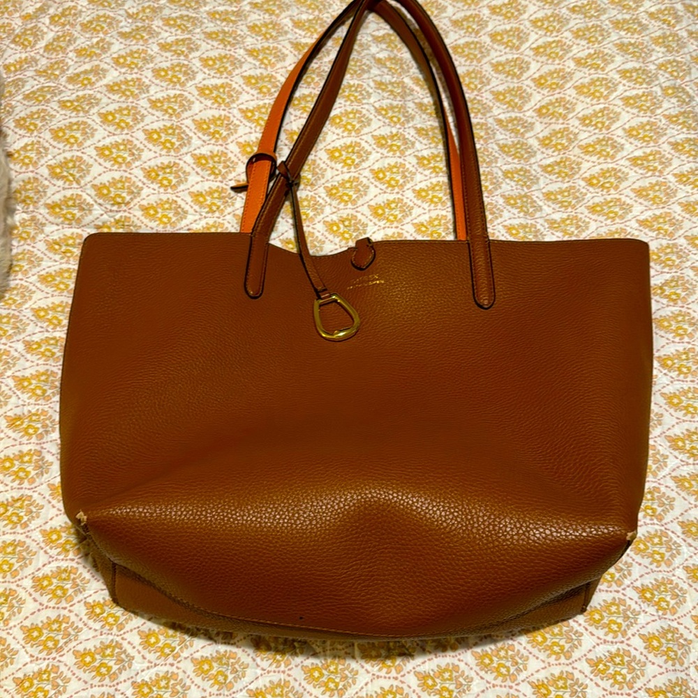 Tote bags , Lauren Ralph in good condition only a little scrash in the bottom